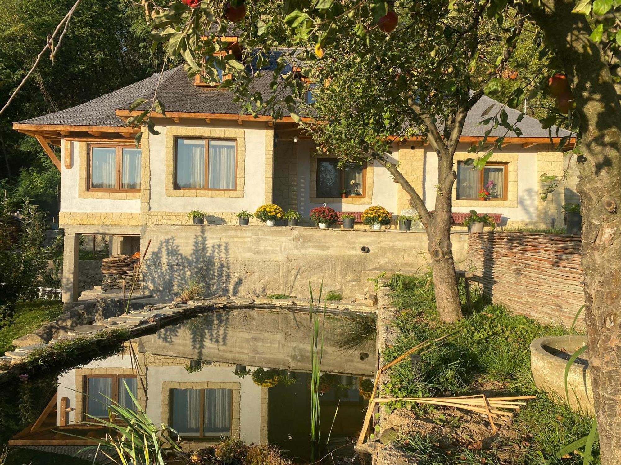 Casa Cu Sindrila Vila Vălenii de Munte Exterior foto