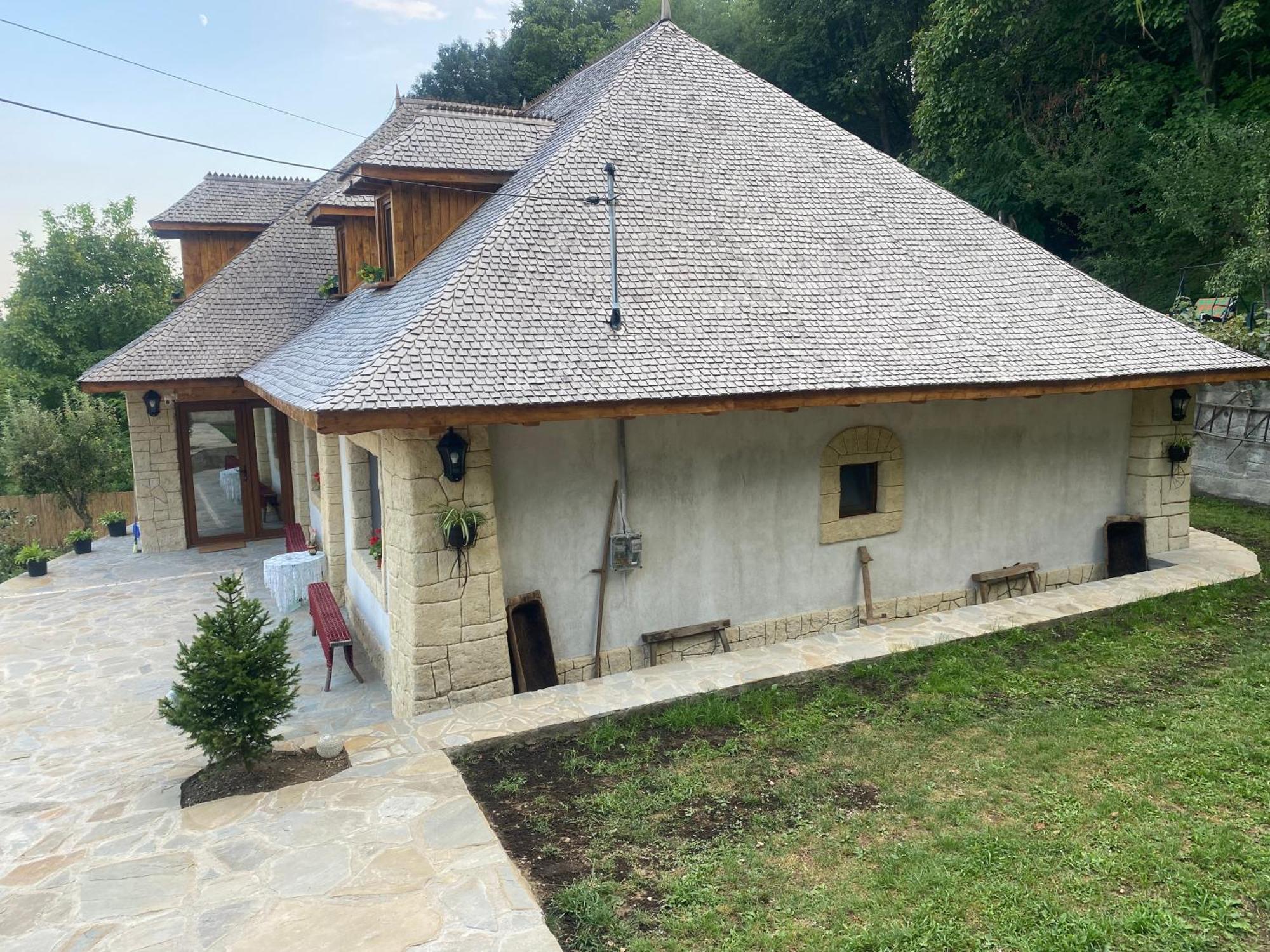 Casa Cu Sindrila Vila Vălenii de Munte Exterior foto