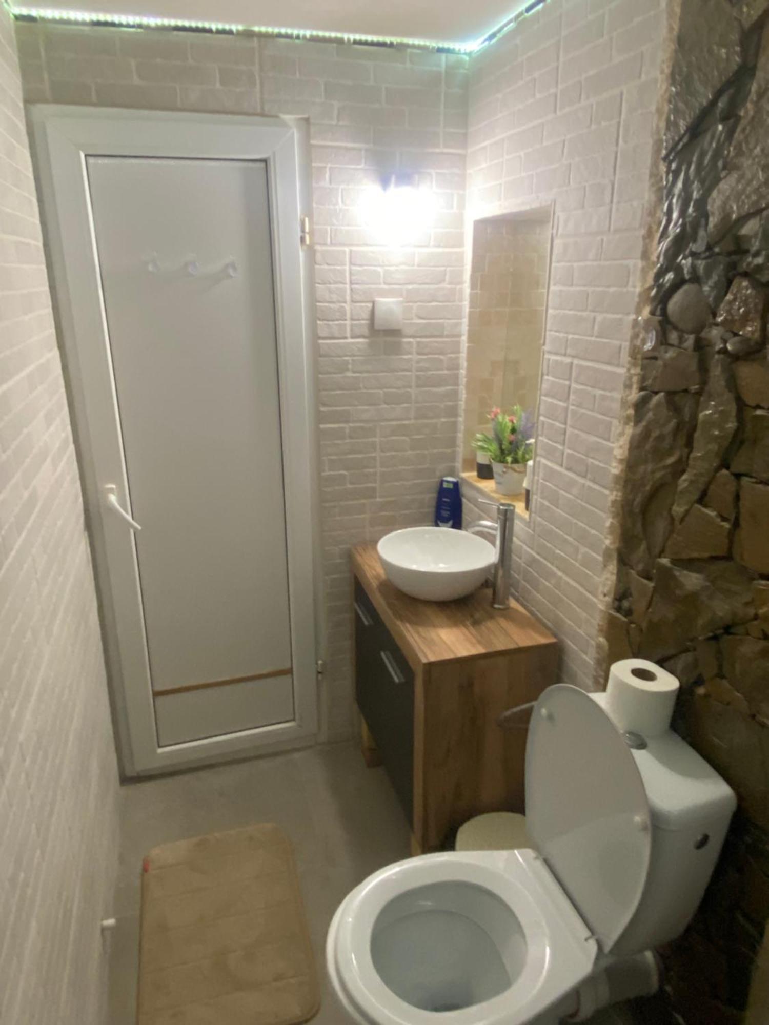 Casa Cu Sindrila Vila Vălenii de Munte Exterior foto