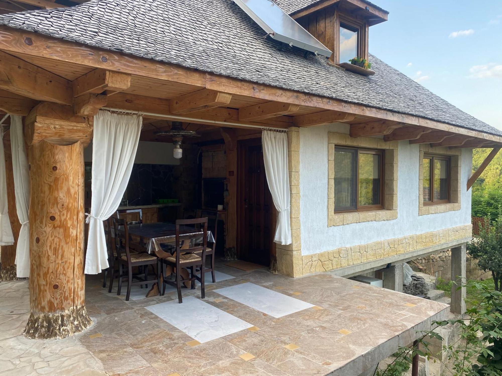 Casa Cu Sindrila Vila Vălenii de Munte Exterior foto