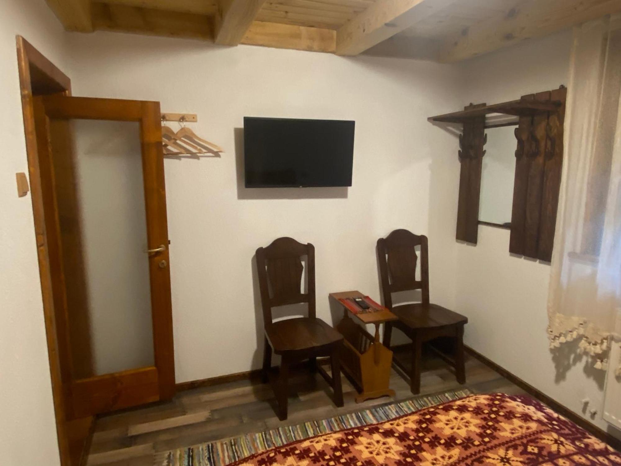 Casa Cu Sindrila Vila Vălenii de Munte Exterior foto