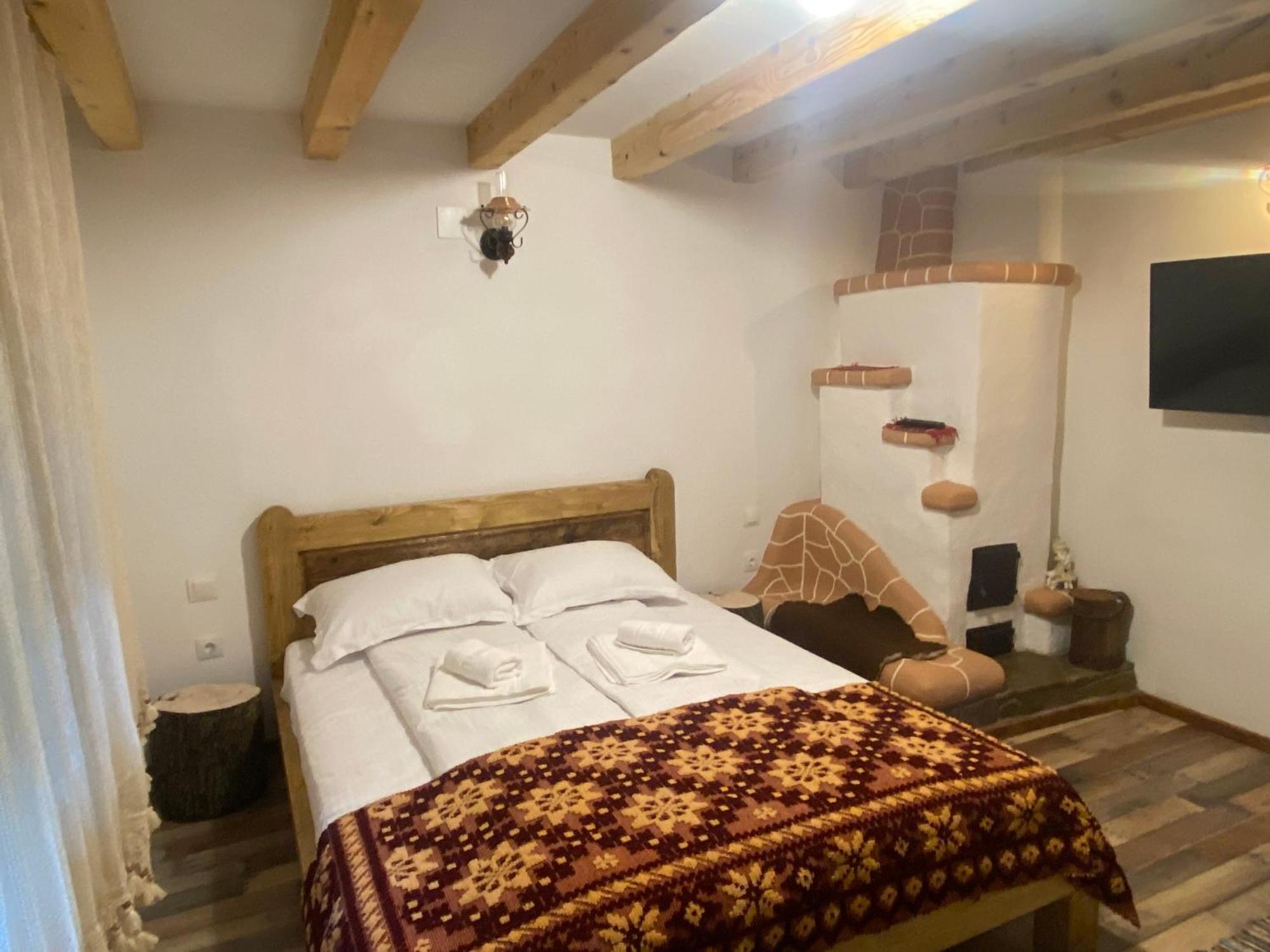 Casa Cu Sindrila Vila Vălenii de Munte Exterior foto