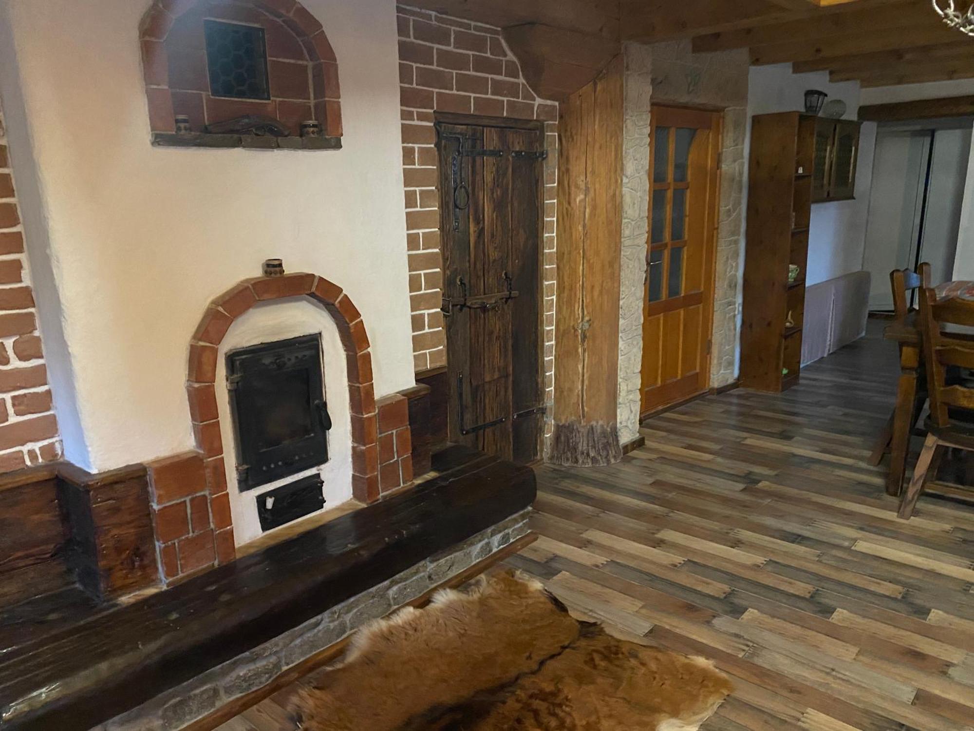 Casa Cu Sindrila Vila Vălenii de Munte Exterior foto